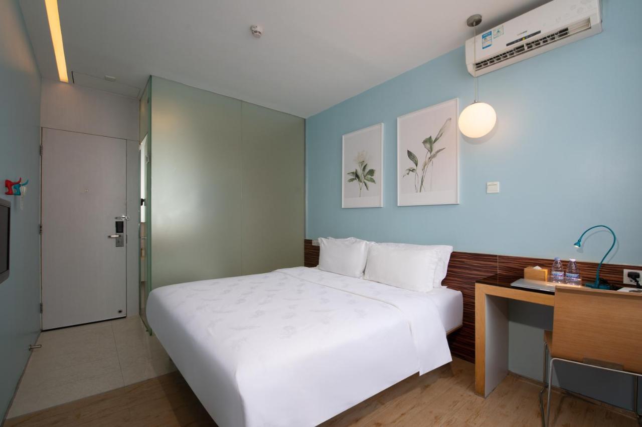 Shenzhen Dongmen Colour Hotel Екстериор снимка