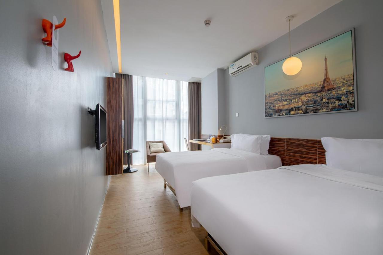 Shenzhen Dongmen Colour Hotel Екстериор снимка