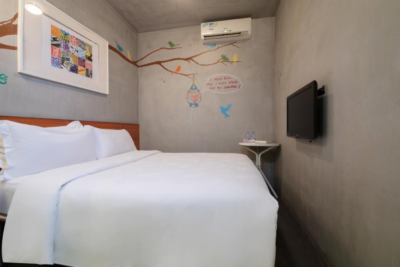 Shenzhen Dongmen Colour Hotel Екстериор снимка
