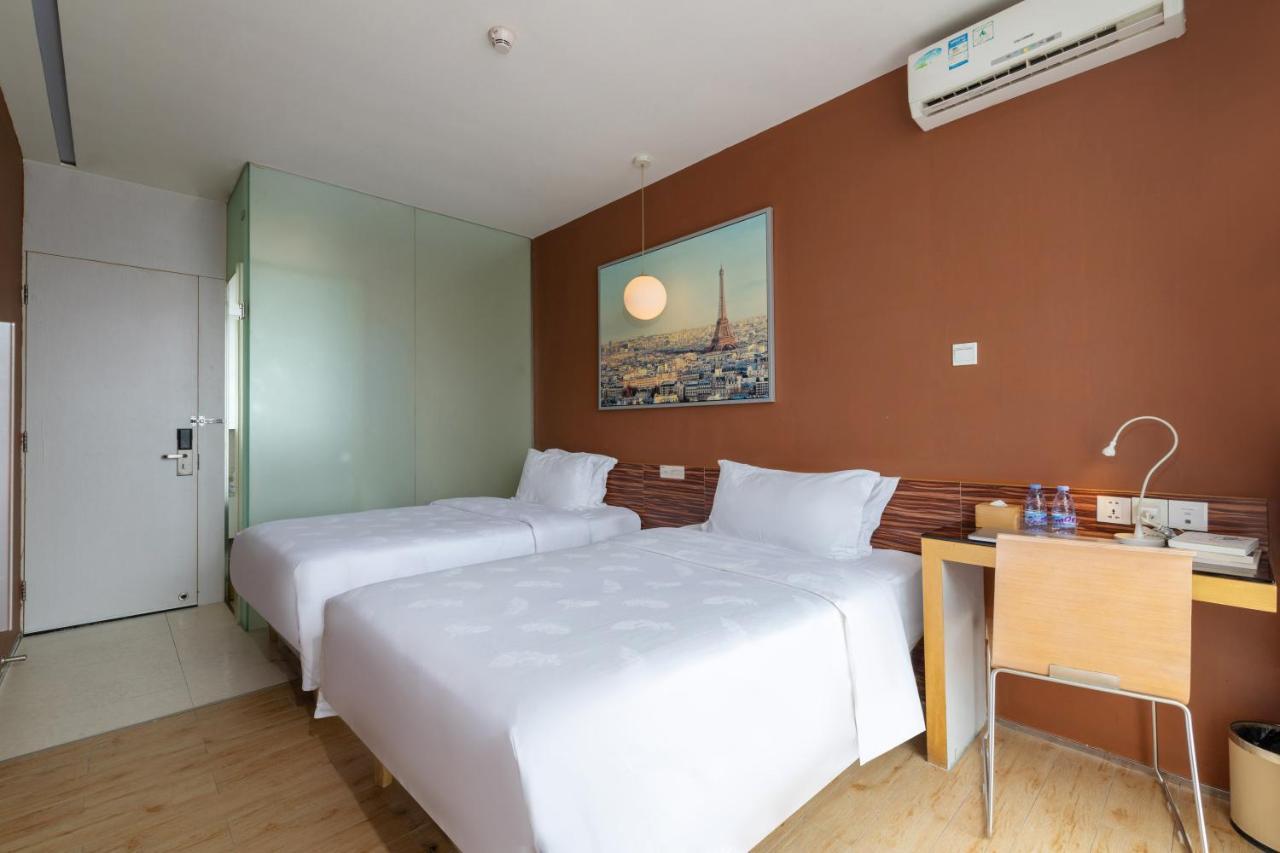 Shenzhen Dongmen Colour Hotel Екстериор снимка