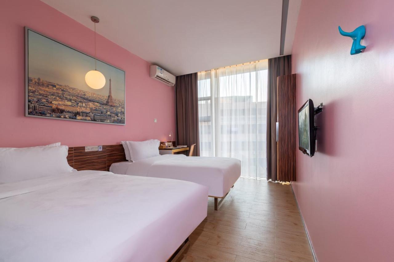 Shenzhen Dongmen Colour Hotel Екстериор снимка