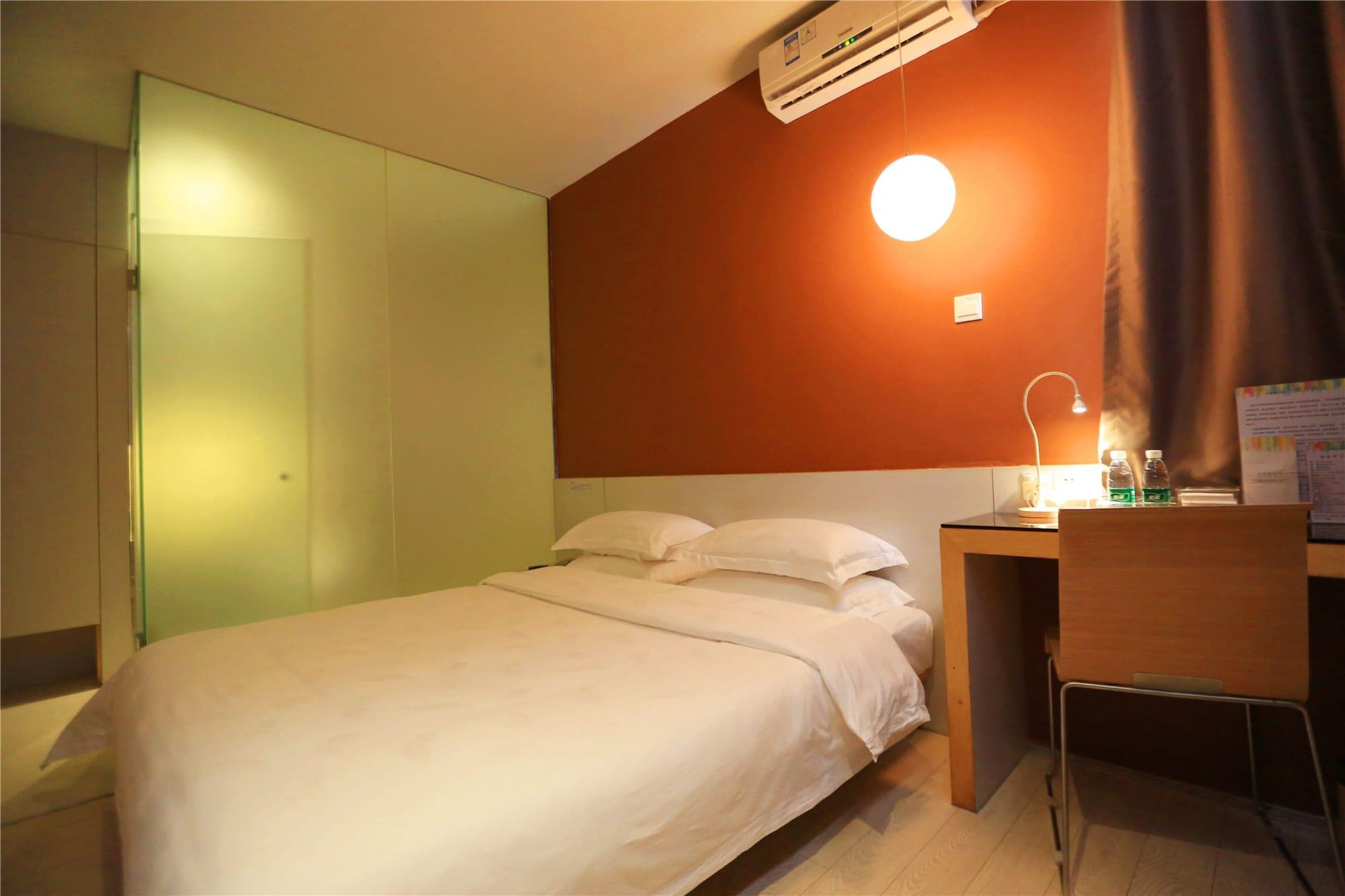 Shenzhen Dongmen Colour Hotel Екстериор снимка